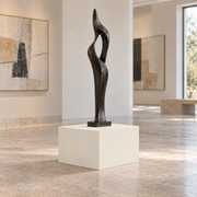Ivory Lace SW 7013 painted display pedestal in a 01 low gallery squat setting; representative room rendering.